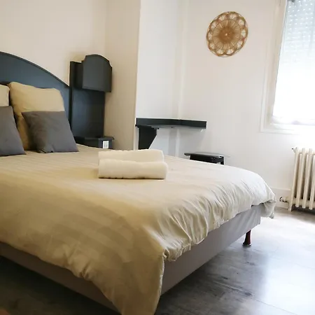 Du Parc - Bar Restaurant Au Coeur Du Chemin Des Dames Hotel Bourg-et-Comin